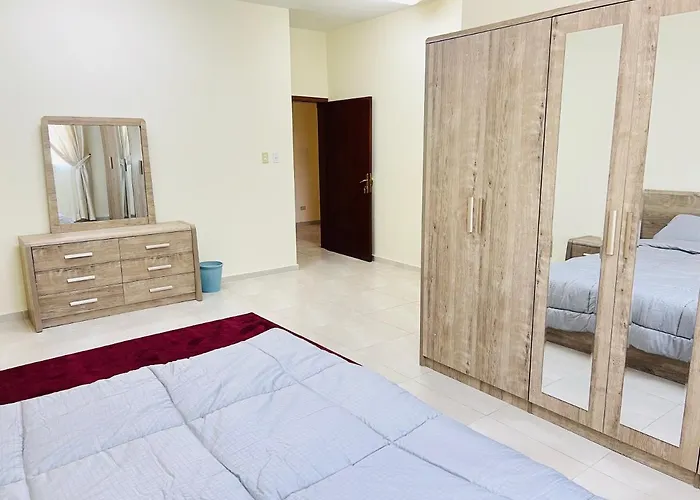 Fanateer Sudayer Villa